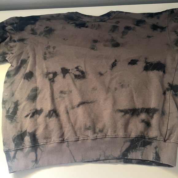 Girls grey and black tie dye sweatshirt, size small - Picture 3 of 5